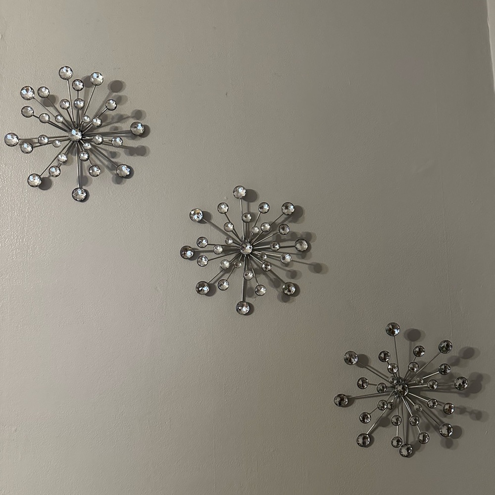 Silver Starburst Wall Decor Set